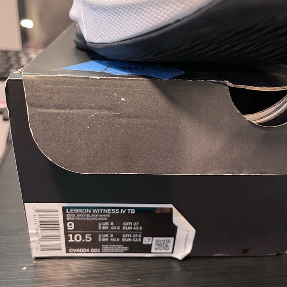 Lebron Witness IV TB Men's Size 9 - Picture 7 of 7